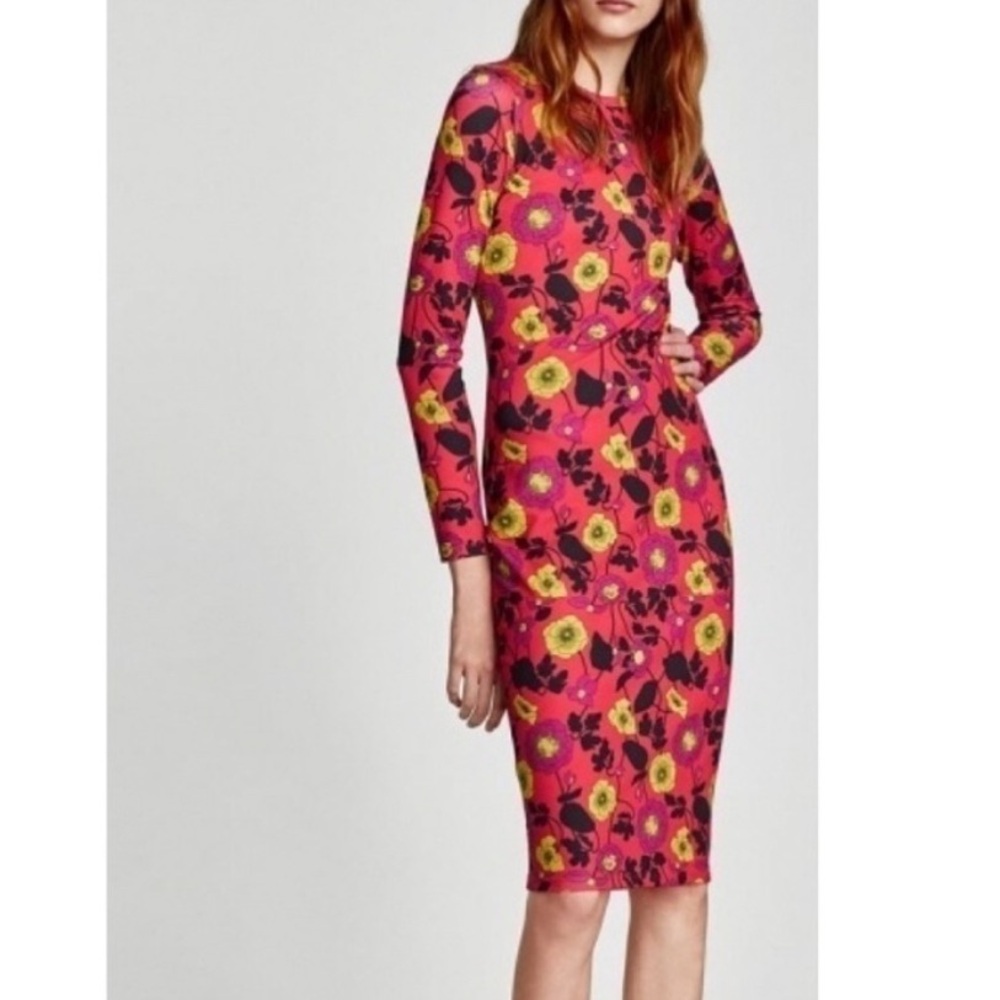 Zara floral body con midi dress size medium